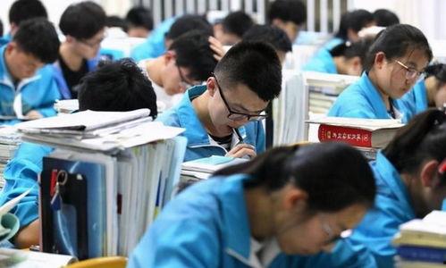 青岛某高中爆料学生视频,青岛某高中学生爆料视频引发热议 第3张 青岛某高中爆料学生视频,青岛某高中学生爆料视频引发热议 第3张