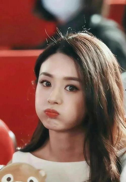 娱乐圈明星吃大瓜是谁,揭秘那些被隐藏的幕后故事 第3张 娱乐圈明星吃大瓜是谁,揭秘那些被隐藏的幕后故事 第3张